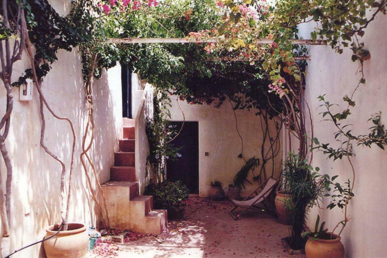 Casa De La Buganvilla Rodalquilar Luaran gambar